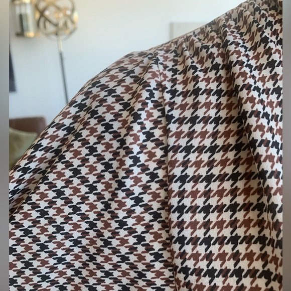 Tie Neck Blouse in Black and Brown Print - Picture 5 of 6